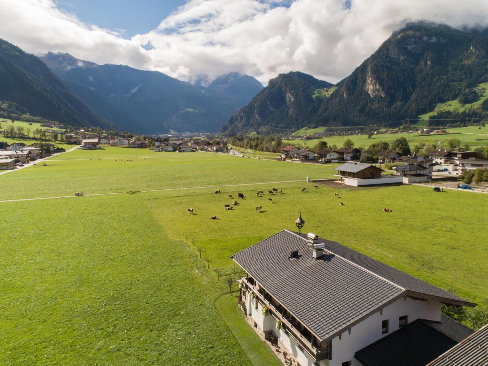 Blick Zum Mayrhofen Ramsau im Zillertal Exterior photo